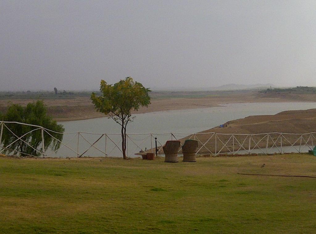 Kutch Safari Lodge Bhuj Bagian luar foto